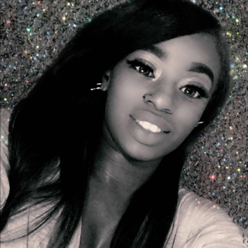 Meet your Posher, Niex